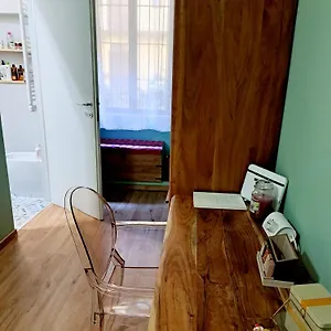 Apartman 2 Via Fabio Mangone, Milánó